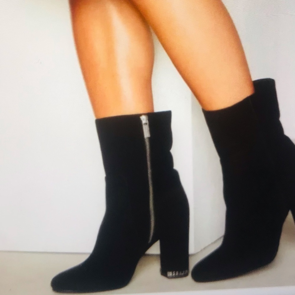 Authentic Michael Kors Delores 3” Heel Booties Size 7